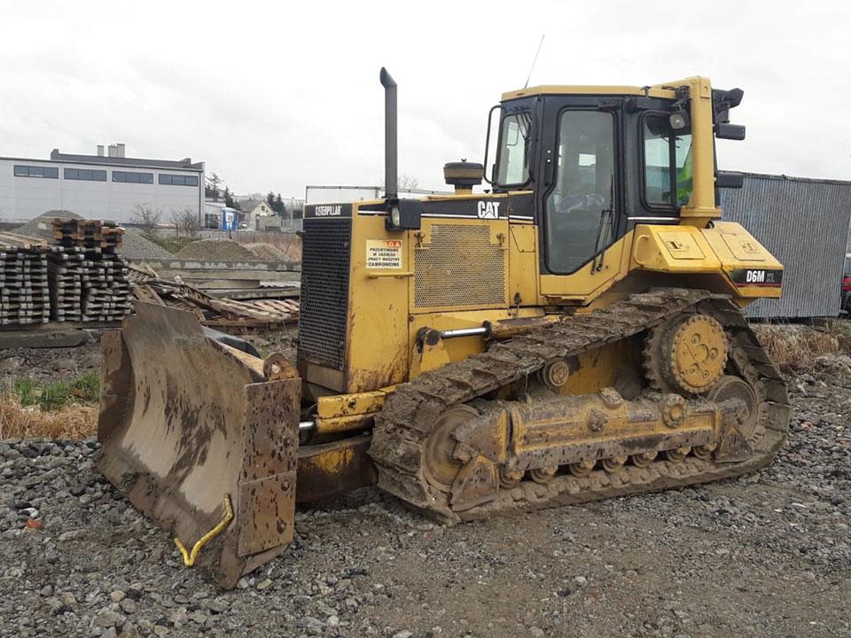 Spycharka gąsienicowa CAT D6 